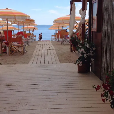 Lido 3*